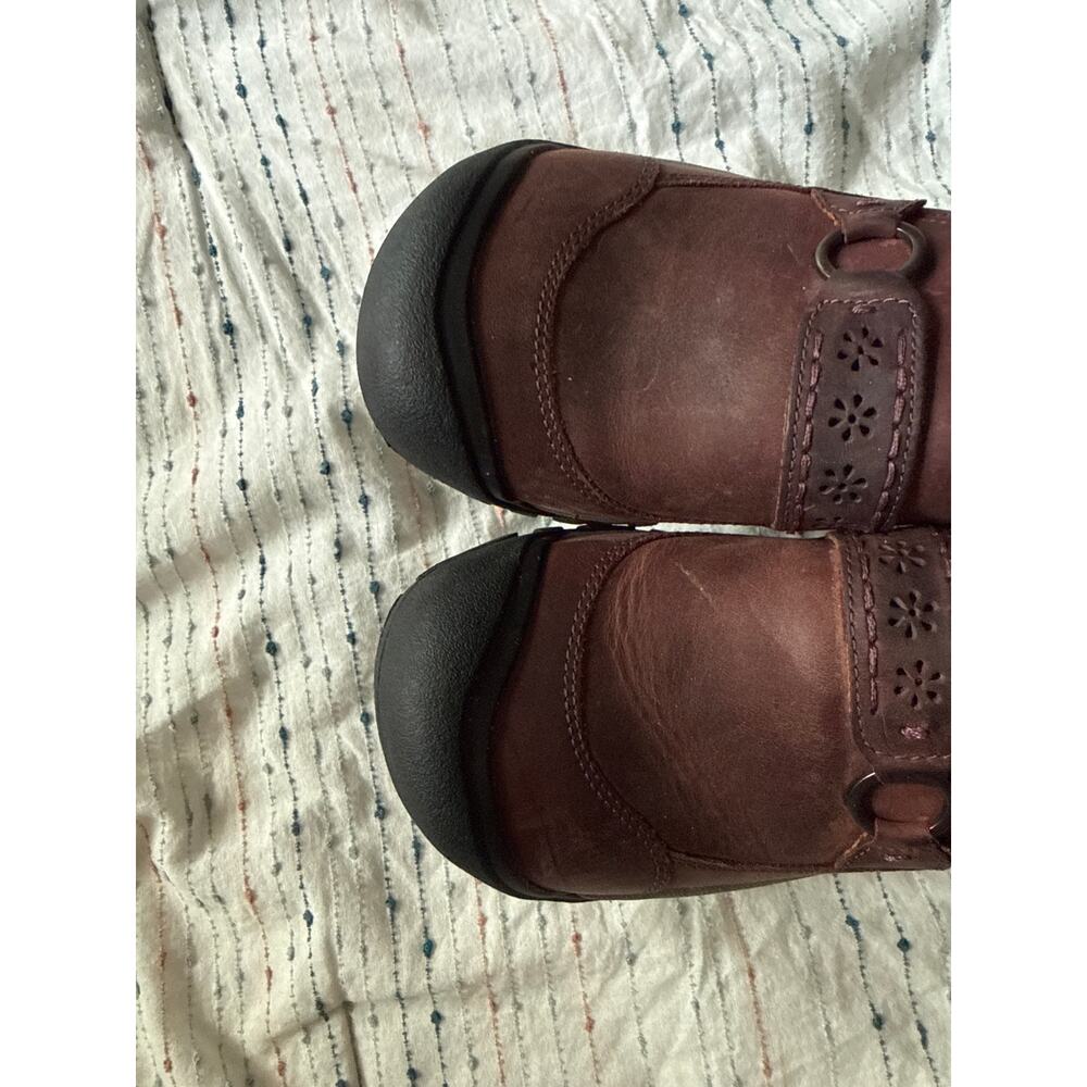 Women's Kaci II WP Insulated Casual Slip-On Leather Shoe Maroon Purple EUC - Picture 8 of 8